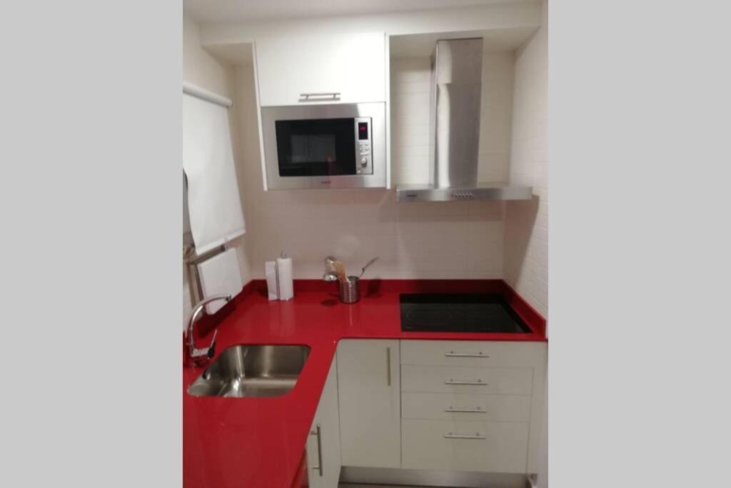 M1 Cool Loft 1 Min Walk To Metro 15 Min Center By Metro Esplugues de Llobregat Exterior foto