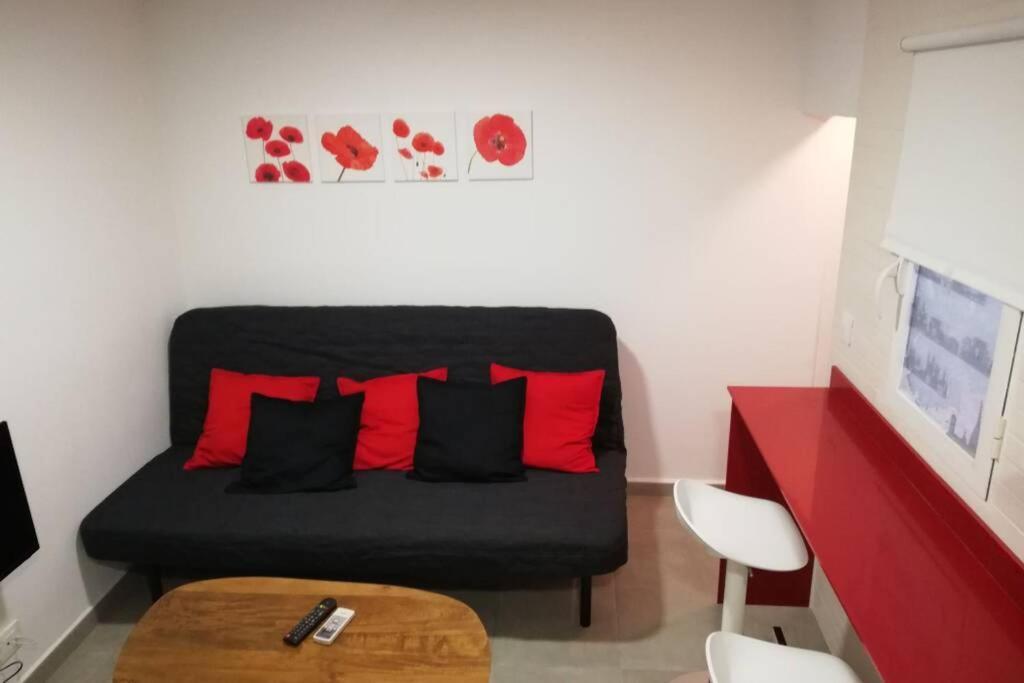 M1 Cool Loft 1 Min Walk To Metro 15 Min Center By Metro Esplugues de Llobregat Exterior foto